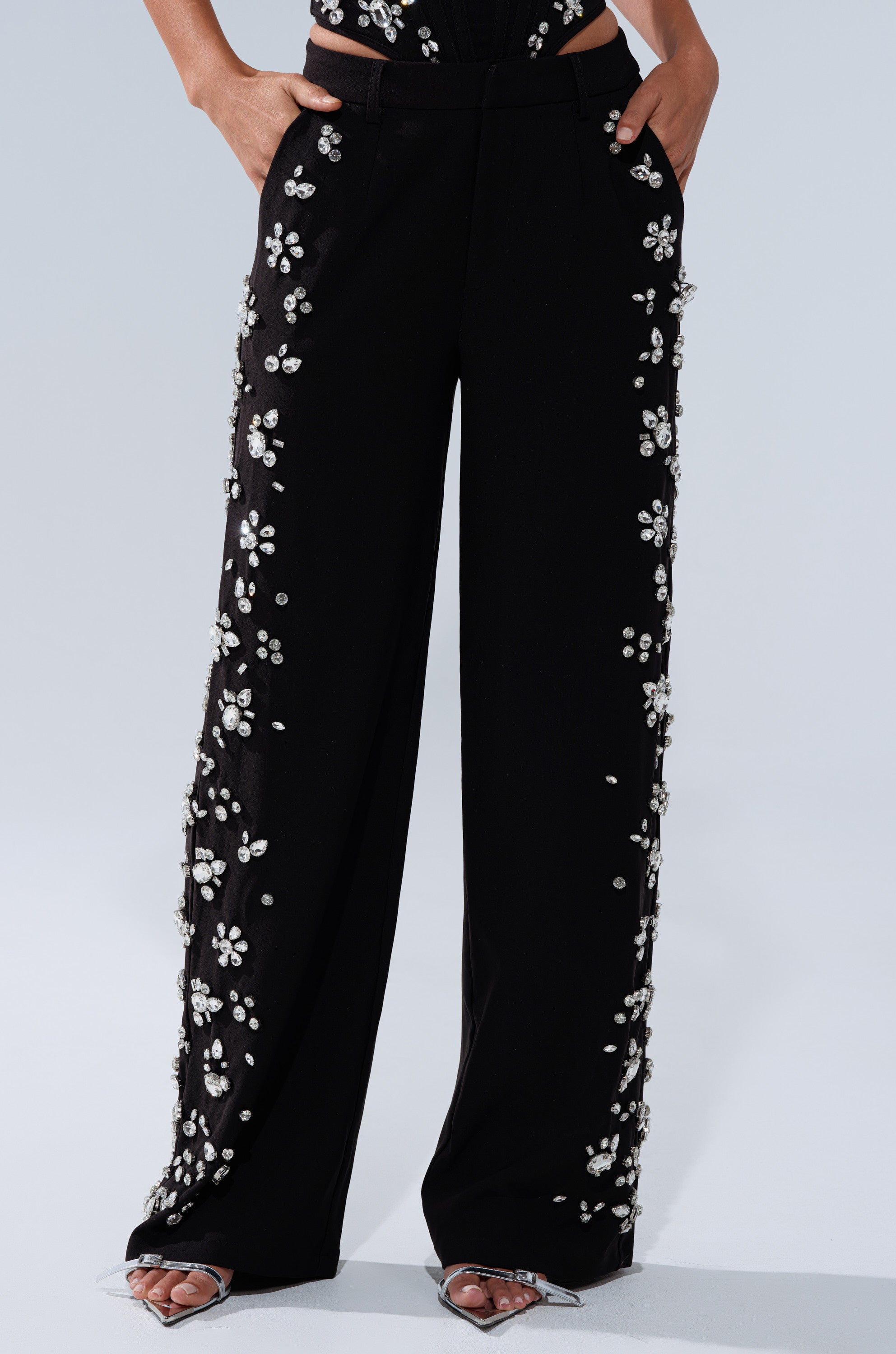 FEELING RICH TROUSER WITH RHINESTONE