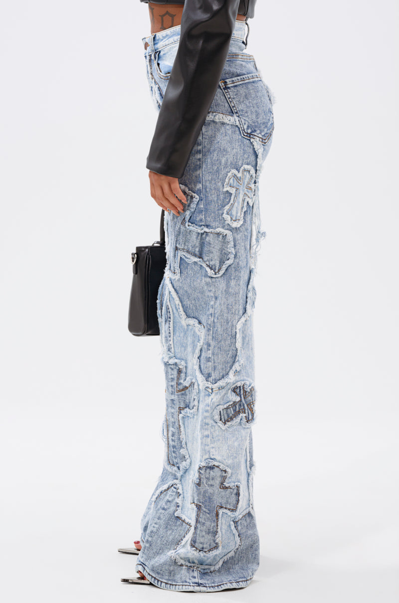 CROSSED OUT DENIM DISTRESSED PANT