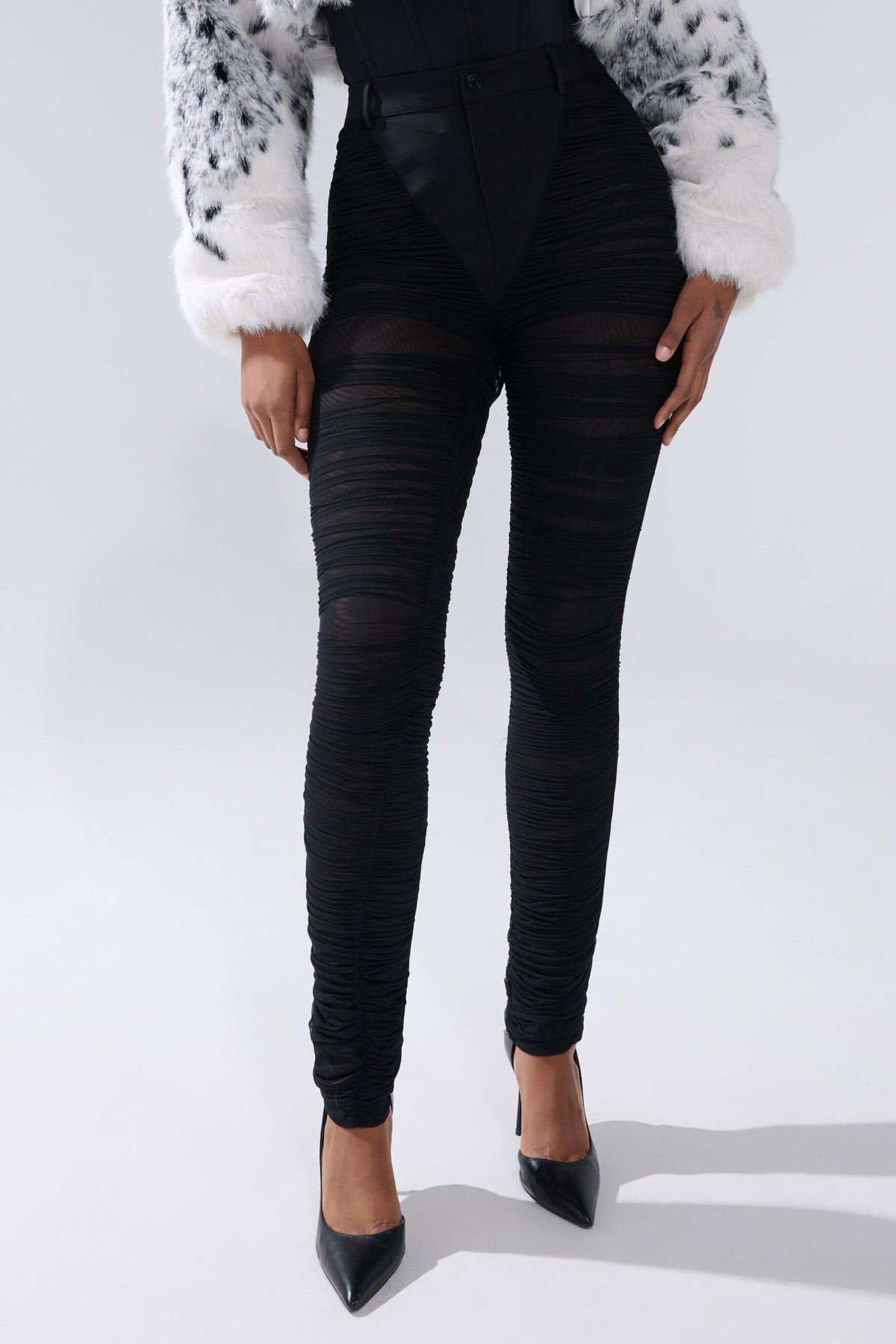 TIGHT AND SEXY RUCHED TROUSER