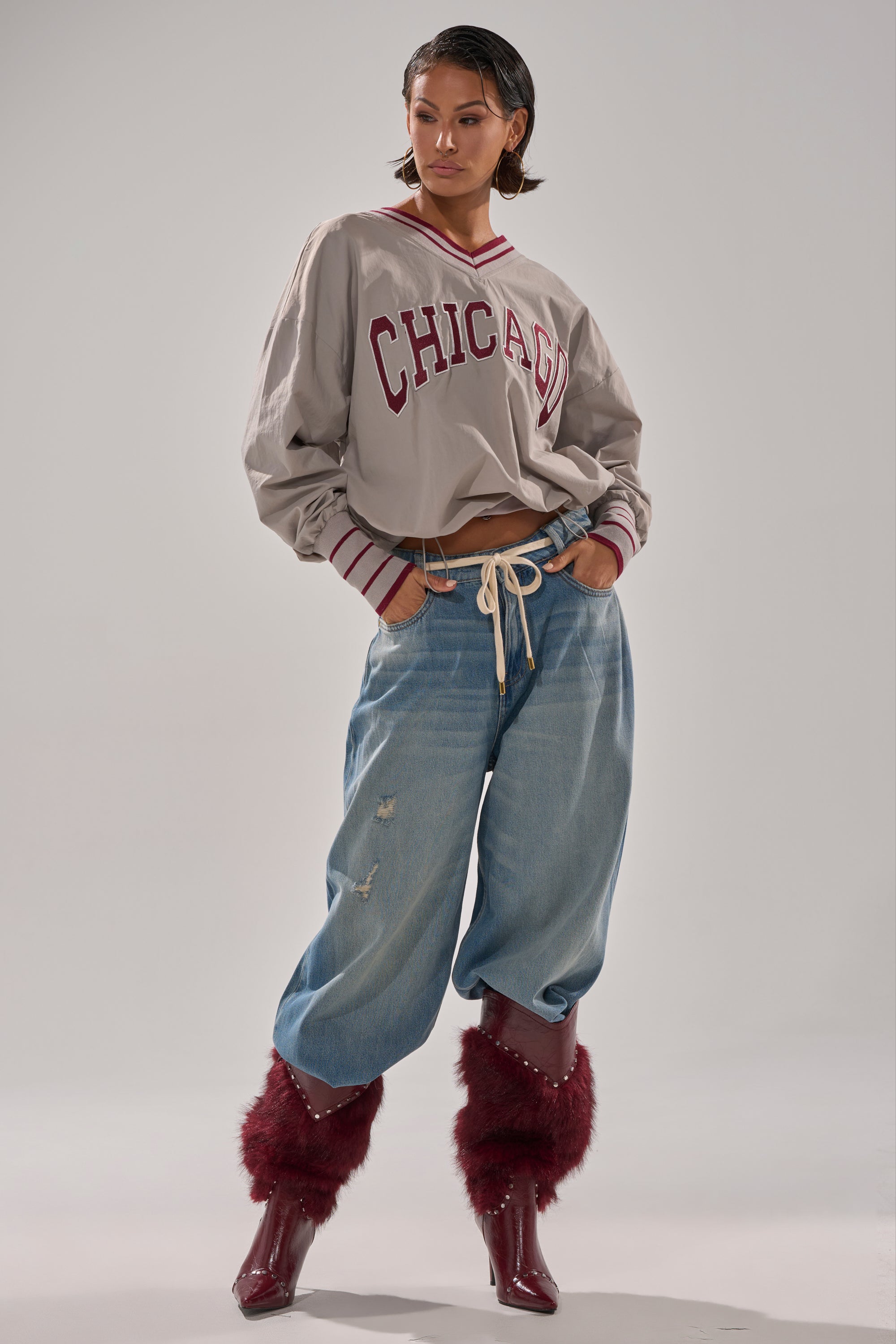 CHICAGO V-NECK SWEATSHIRT