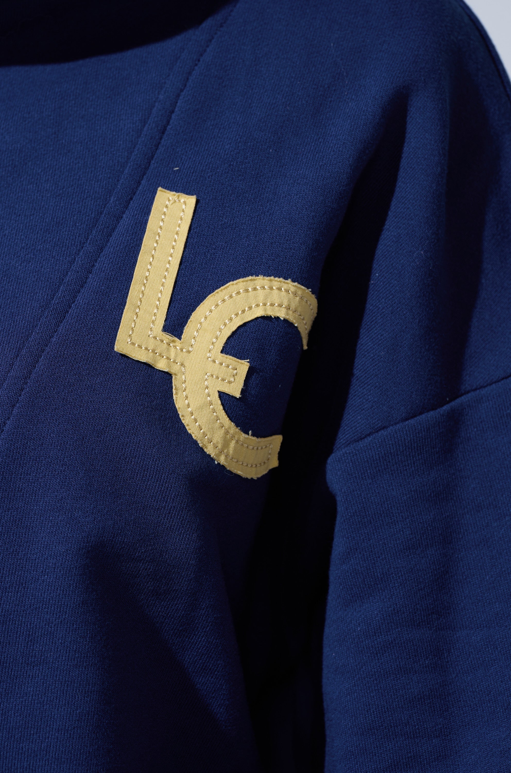 CITY LOVER OVERSIZED SWEATSHIRT