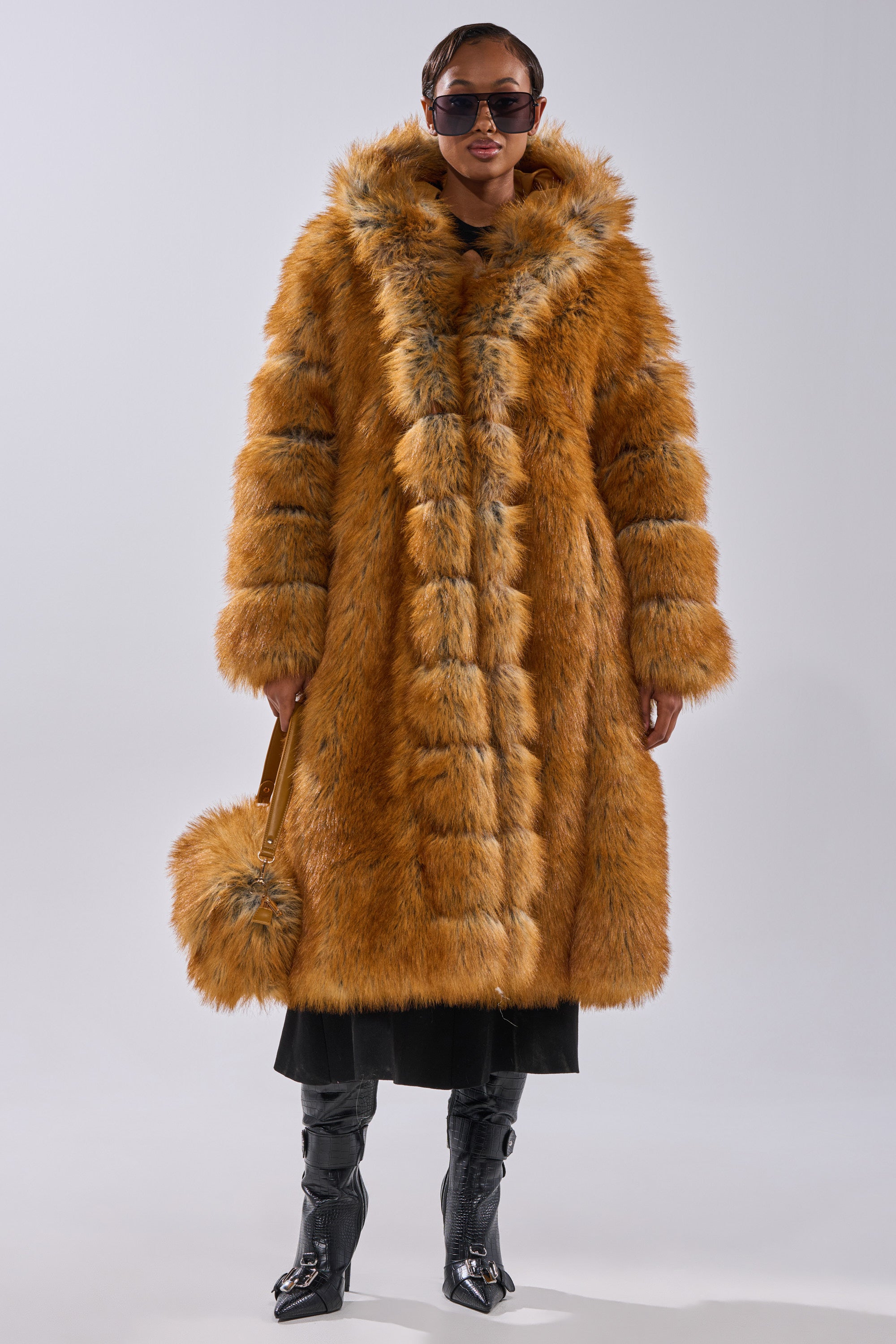 OLD MONEY FAUX FUR COAT