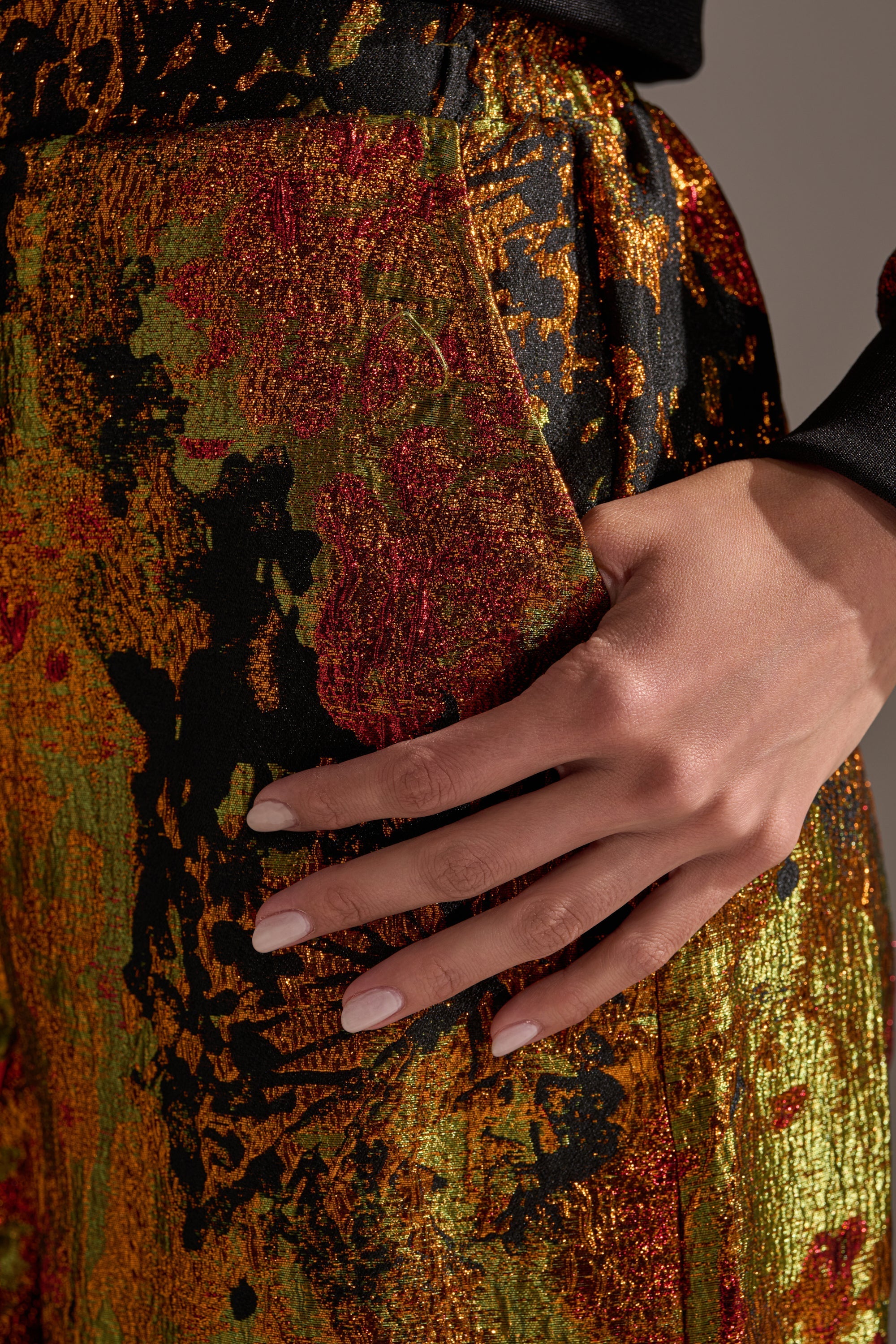 TWIN FLAME BROCADE BERMUDA SHORTS