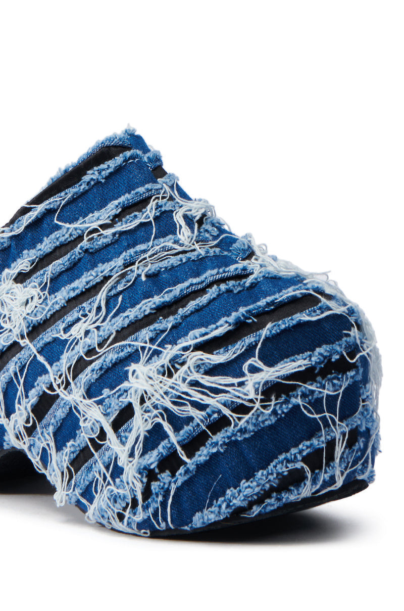 AZALEA WANG TEATREE DENIM CLOG
