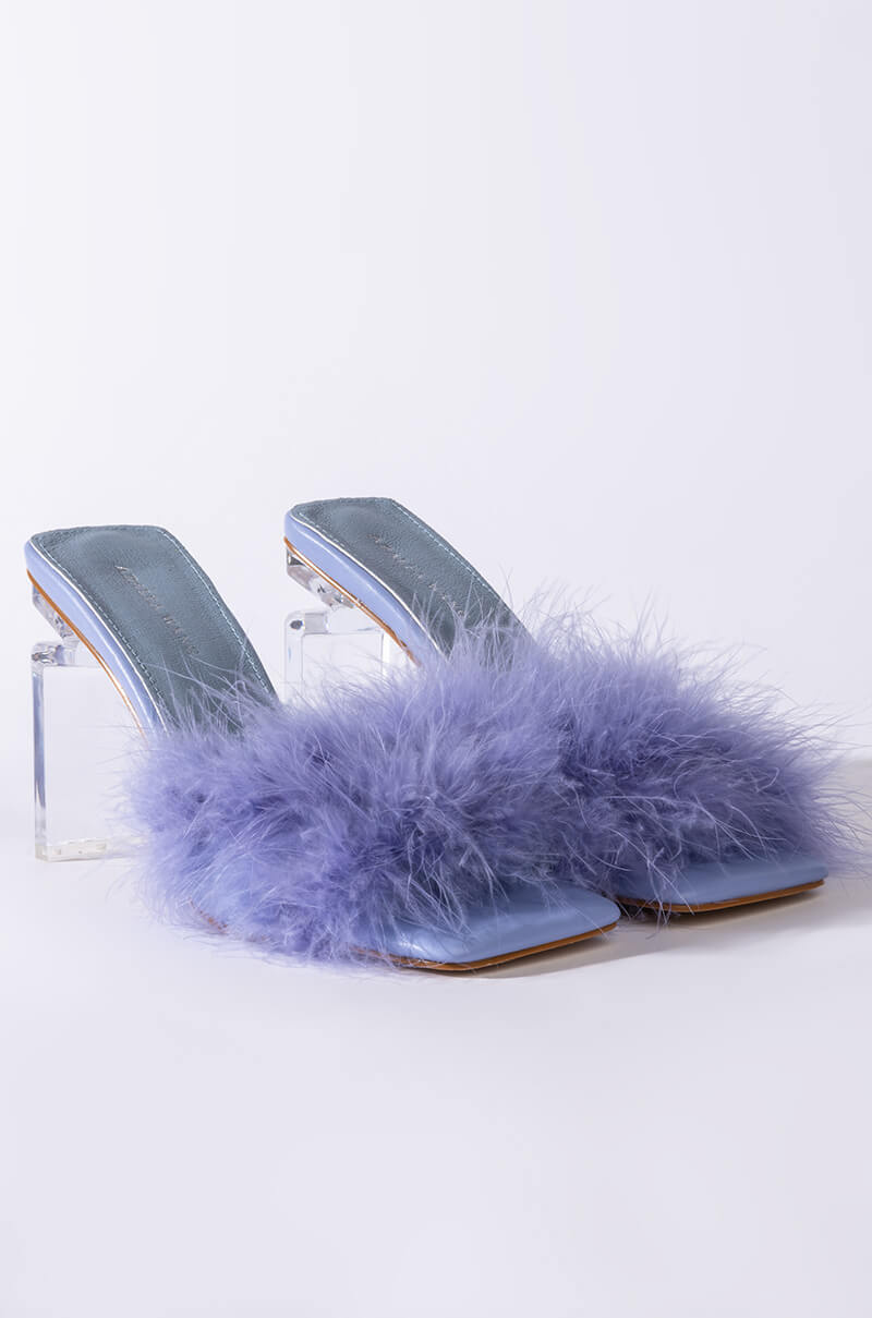 AZALEA WANG PILLOW TALK CHUNKY SANDAL IN PERIWINKLE