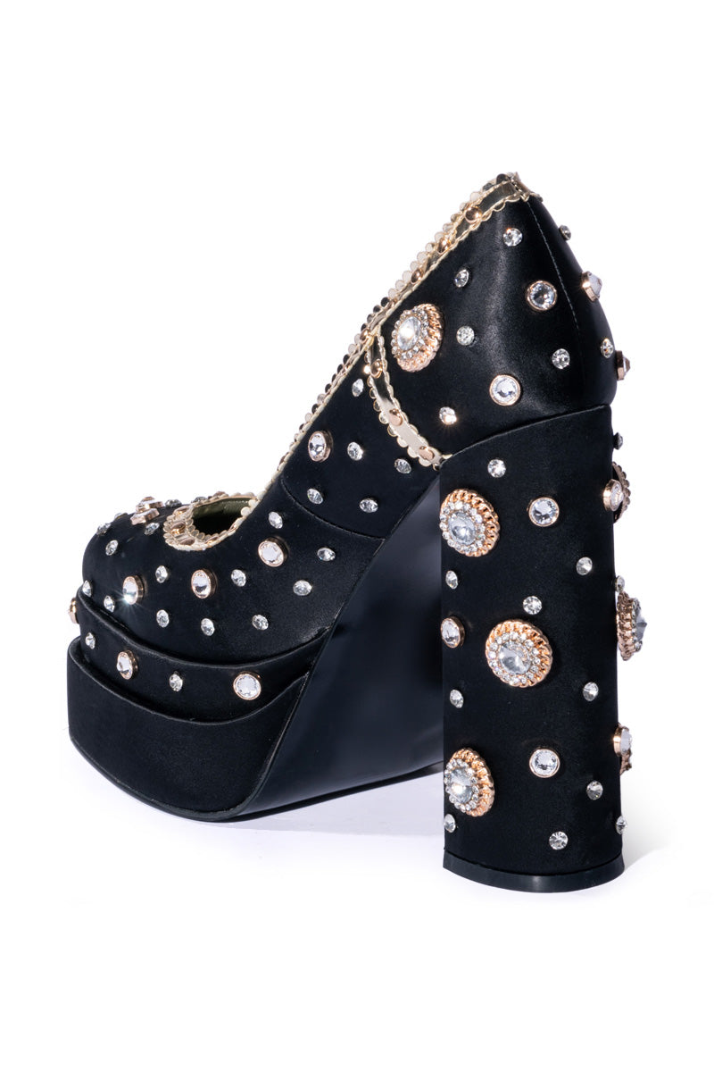 AZALEA WANG CLEA SATIN PUMP IN BLACK