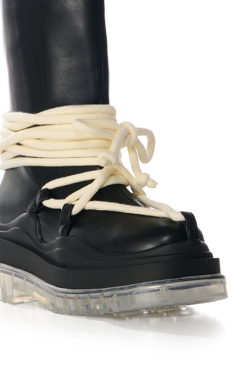 AZALEA WANG STOKES BLACK FLATFORM BOOTIE