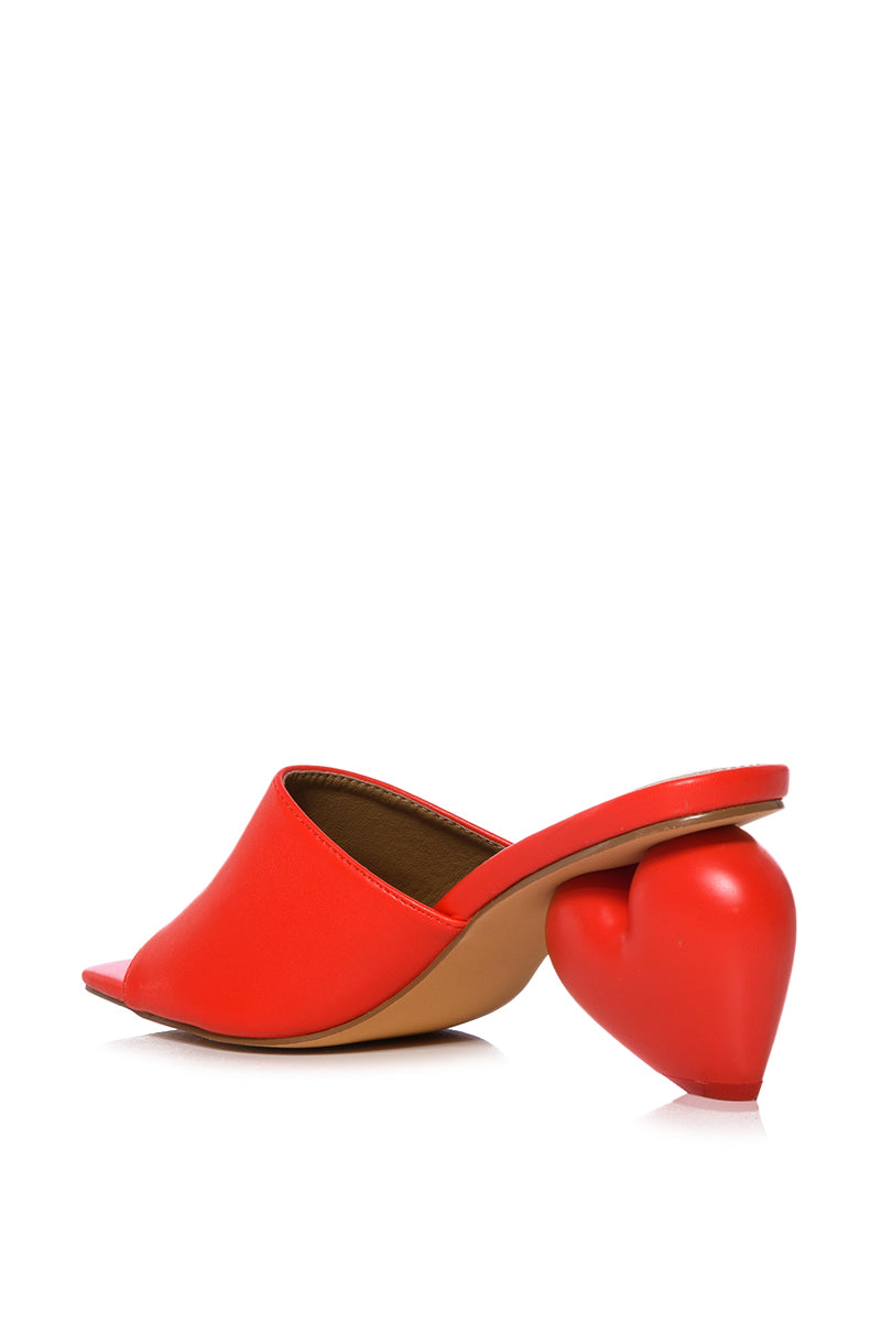 BUBBLE HEART RED NOVELTY HEEL SANDAL