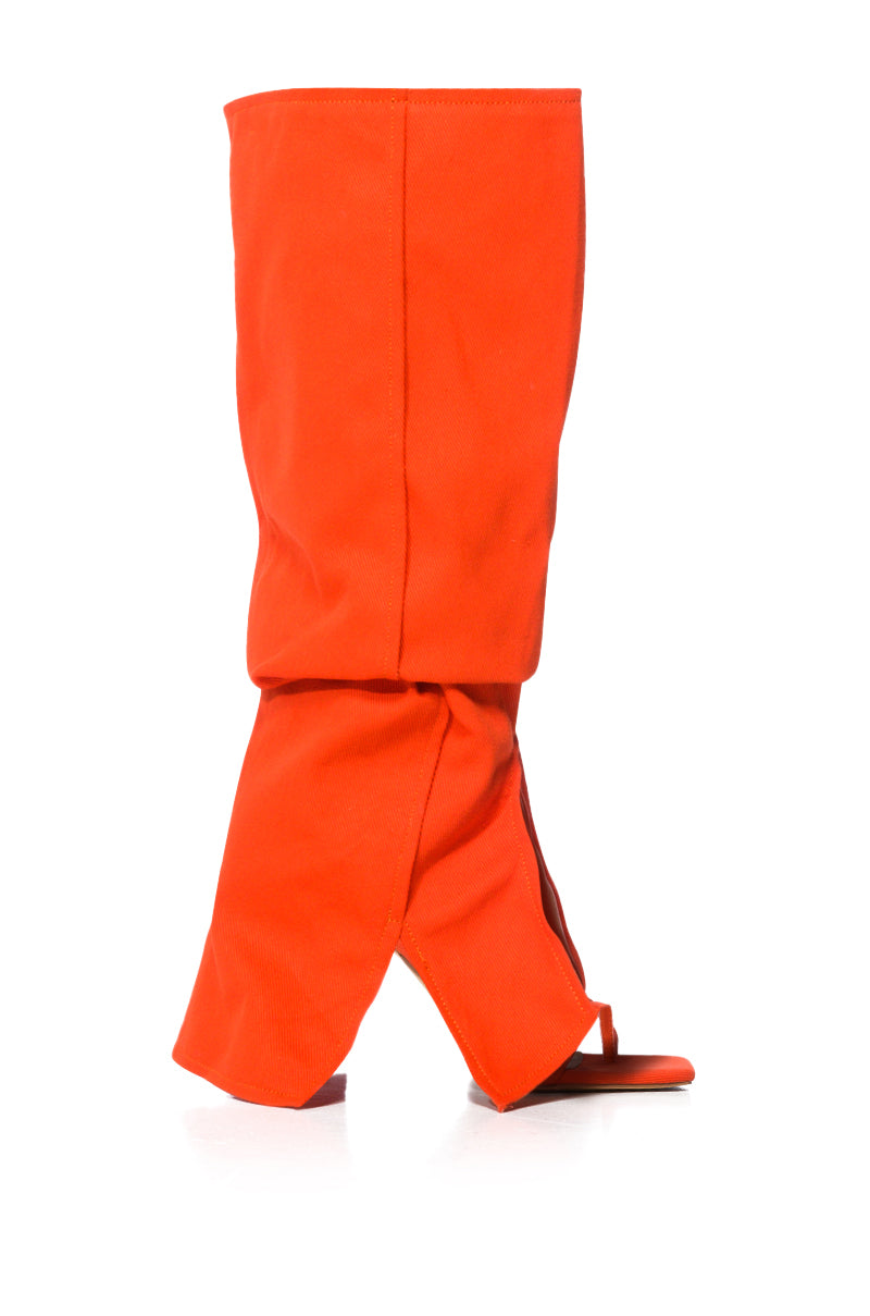 HOE DOWN TWO PIECE SANDAL IN ORANGE