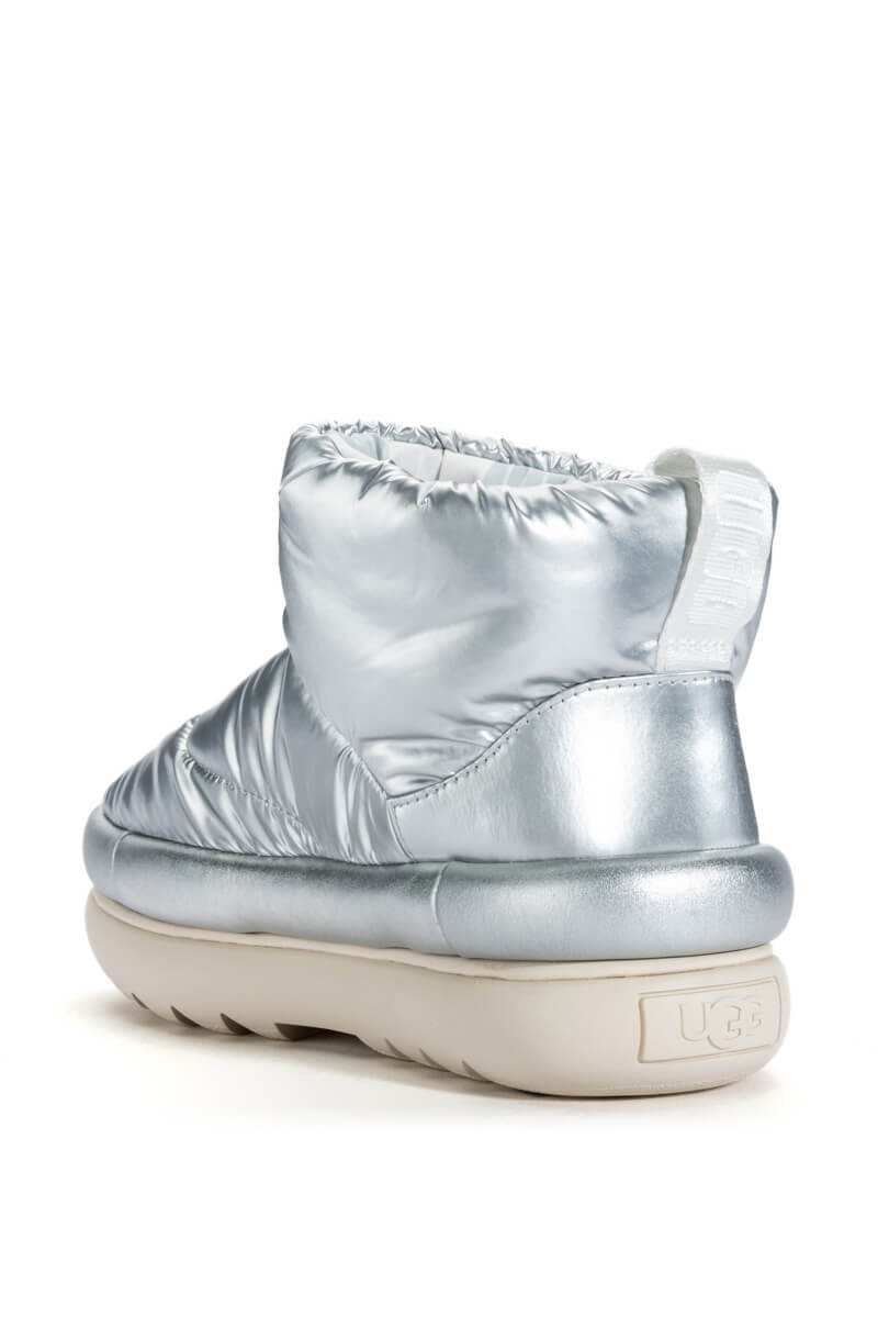 UGG CLASSIC MAXI MINI IN SILVER